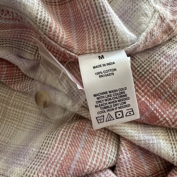 Aeropostale Long Sleeve Plaid Cropped Button Up Shirt Women's‎ Size M Fray Hem - Picture 6 of 6